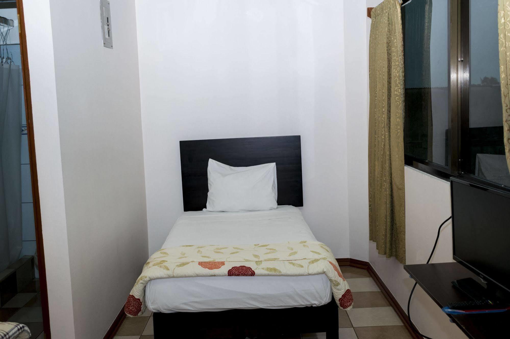 Hotel Puntarenas Beach Esterno foto