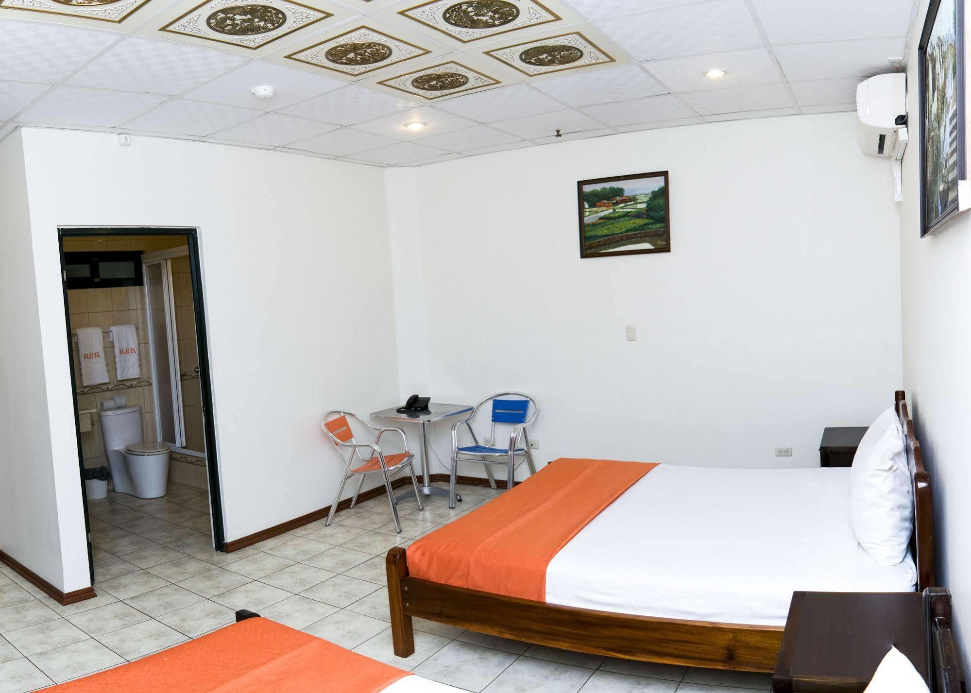 Hotel Puntarenas Beach Esterno foto