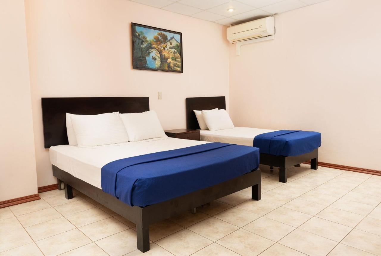 Hotel Puntarenas Beach Esterno foto